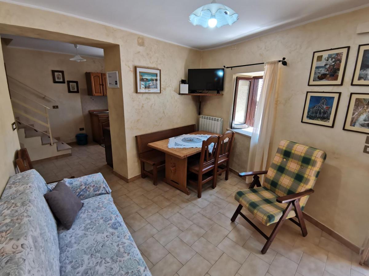 Villa Il Torrione Poggio Bustone Esterno foto